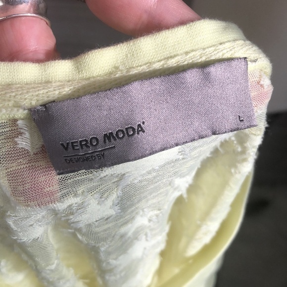 Vero Moda Sheer Short Sleeve Tee Stars - Picture 5 of 8